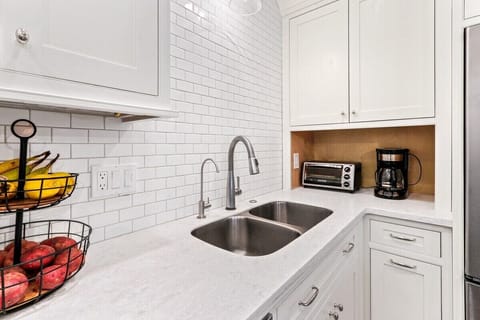Sink, toaster oven and coffee maker