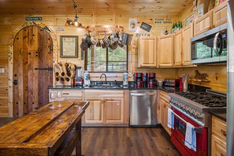 Fully equipped kitchen