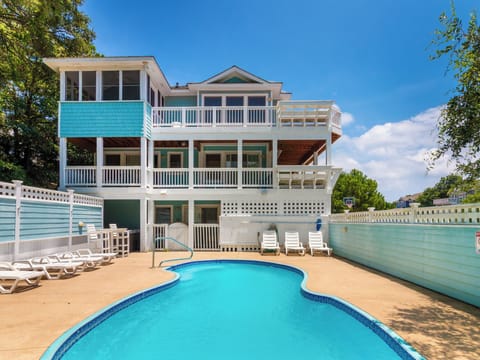 Enjoy a Taste of Paradise with your own private pool!