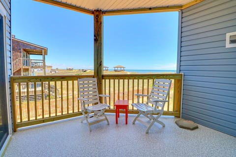 Soak up the breeze out on the Deck with Ocean Views!