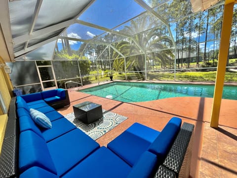 Salt H2O heated pool (better for your hair/skin), heated by solar from the roof