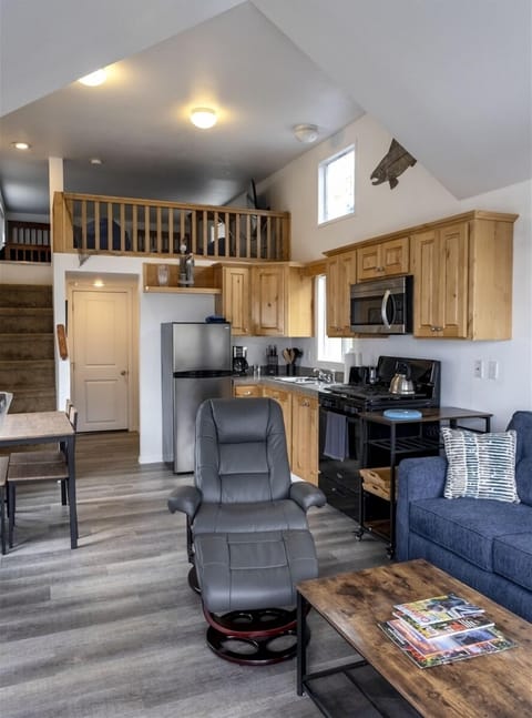 Welcome to the Boat house - relax in the living room