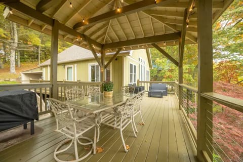 Covered Patio and Dinning Area on Main Level Deck