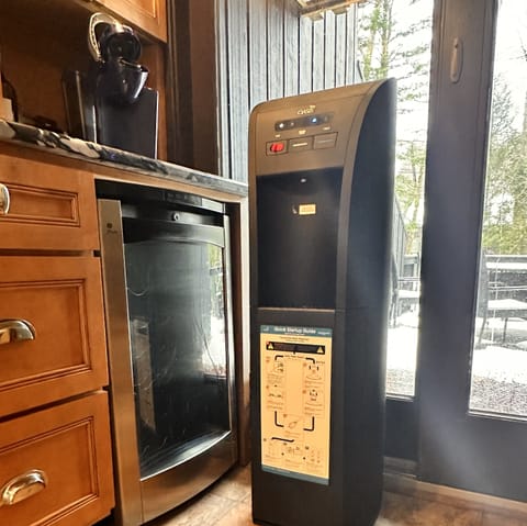 Hot or cold water on demand