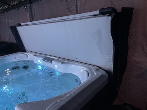 Both hot tubs are equipped with an easy lid lift system.