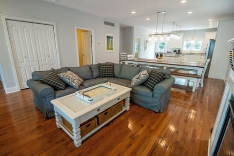 Main Level | Living Room