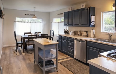 Coastwood has a kitchen for the gourmet chef in all of us