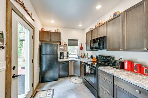 Kitchen | Crockpot | Blender | 1st Floor