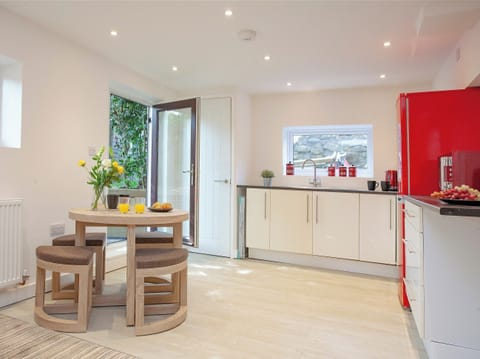 Open plan living space | Crofty&rsquo;s Celder, Camborne, Near Portreath
