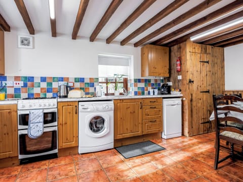 Kitchen | Holly Lodge - Holly Hedge Farm, Holly Hedge Farm