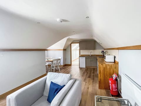 Open plan living space | The Oaks - Hambledon Cottage Holidays, Child Okeford, near Blandford Forum