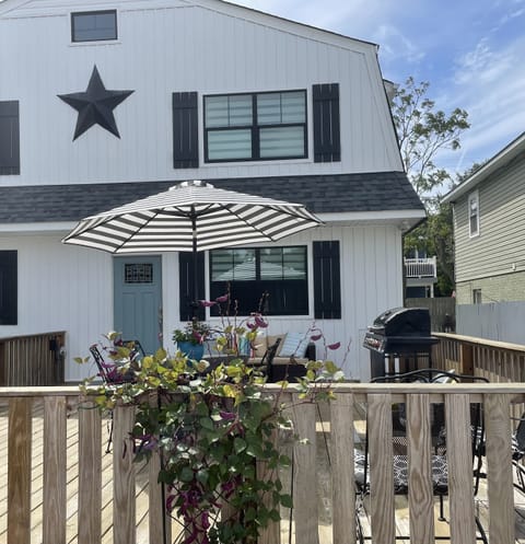 Private front deck 