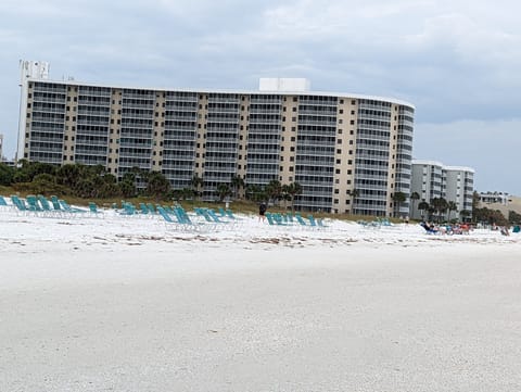 Crystal Sands building on the beach