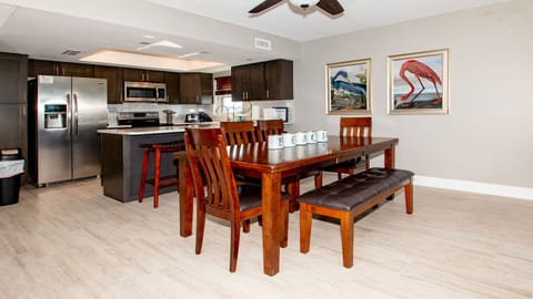 d2c8741a-a94c-4ef8-b319-61e1ae6d1285