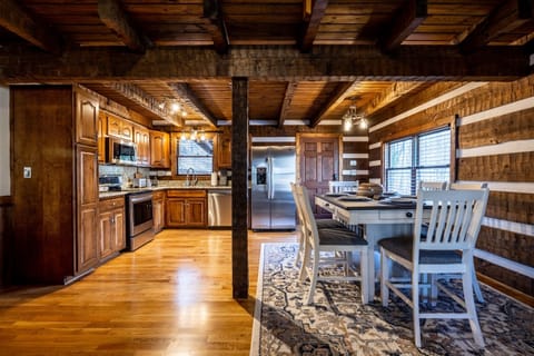 A view of the kitchen from the living room