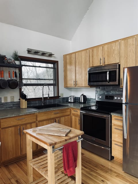 Updated appliances in kitchen