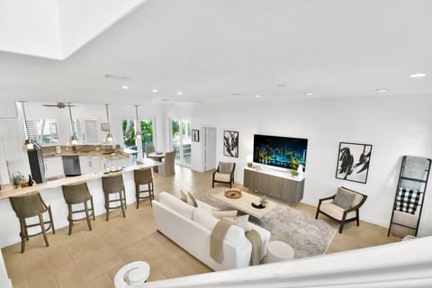 Open plan kitchen with breakfast bar