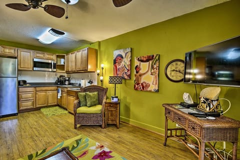 Flooring, Living Room, Room, Indoors, Hardwood