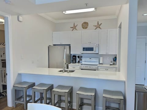 Ef428479 1b11 4172 86d7 b3e35c784ace