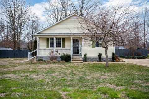 Property Exterior | 1 External Security Camera