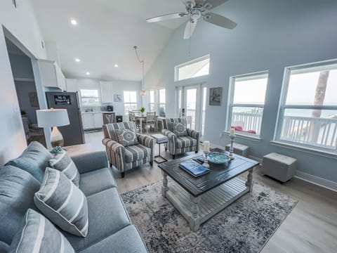 Comfy Living Area to hang out and watch some TV.