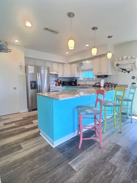 Plenty of room for families to gather and cook! 