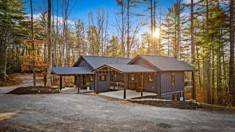 Welcome to Backwoods Bungalow