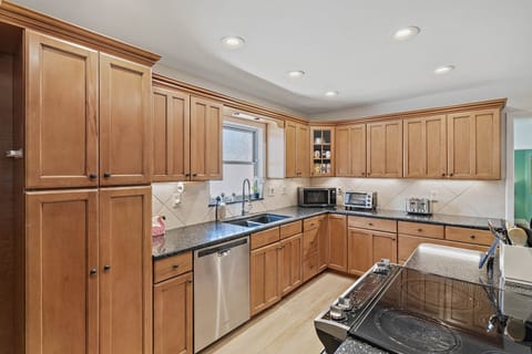 Large kitchen with all the appliances