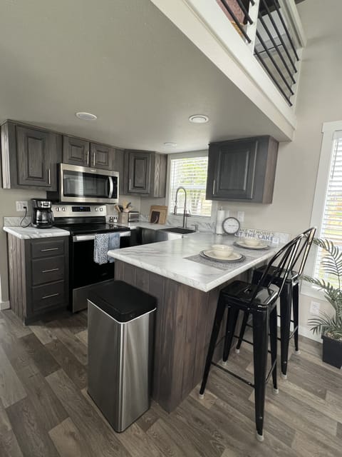 Full kitchen with stainless appliances