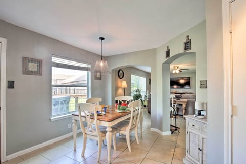 Dining Area | Dishware & Flatware