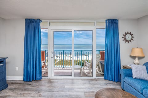 Living room ocean view
