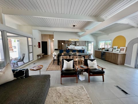 Very few Great Rooms feel this Great