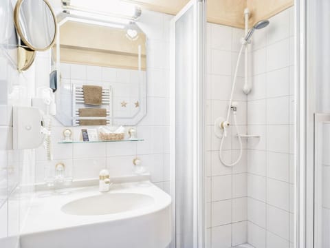 Doppelzimmer Osterhorn Wellnesstrakt M.halbpension - Moisl, Genuss- und Vitalhotel House in Salzburgerland