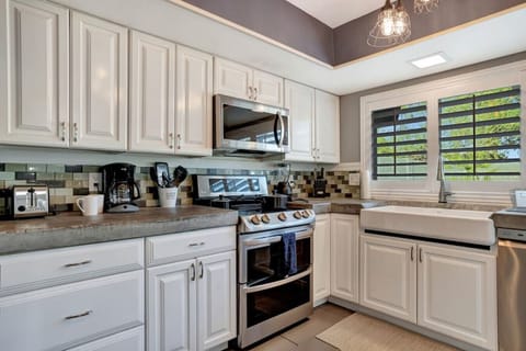 Well-equipped kitchen