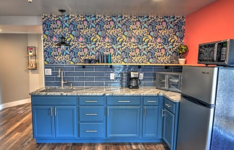 Fully Stocked and Functional Kitchenette