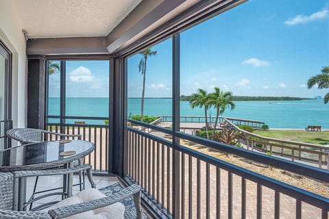 Wake Up To An Amazing View! Huge Wrap Around Lanai at the Fabulous Harbour Pointe 121     