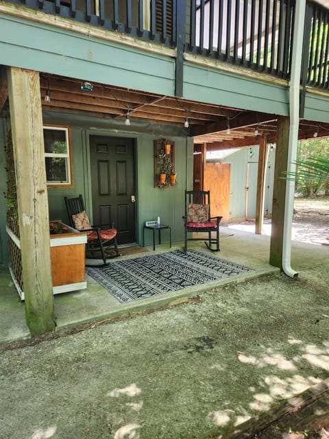 Front door and porch 1