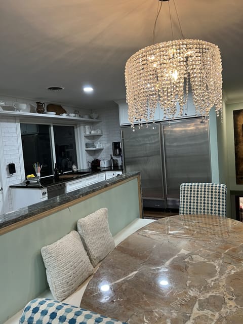 Dining table seats 6