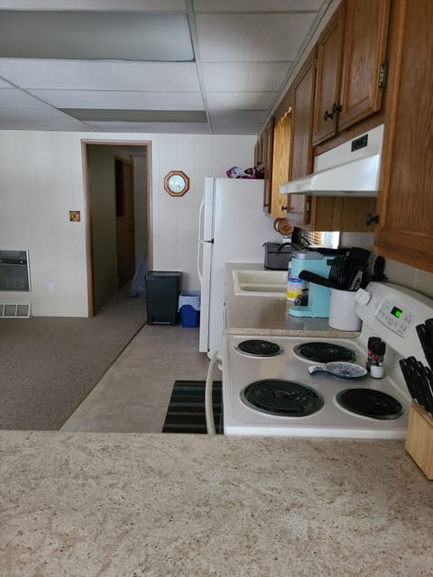 Main level fully equipped kitchen