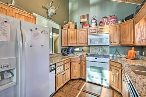 Fully Equipped Kitchen | Cooking Basics | Dishware & Flatware | Spices