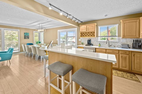 Hang out with your friends and family in the kitchen!