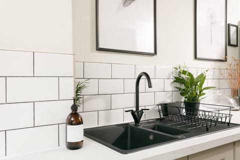 Cook your favourite home cooked food in this modern fitted kitchen with all amenities that you need as a home from home.