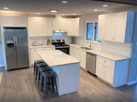 Kitchen remodeled Dec 2021