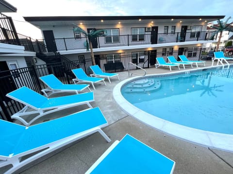 Pool (1)