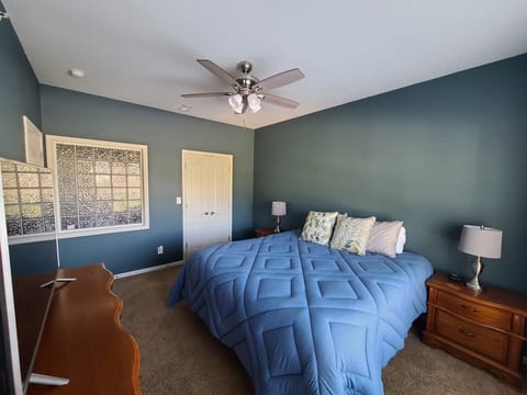 Bedroom 1 - Master Bedroom - King Bed - Sleeps 2
