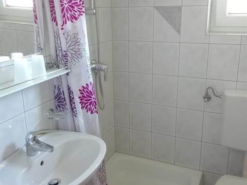 Doppelzimmer,d/wc, Balkon - Bauernhof-pension Puschnikhof Farm Stay in Carinthia, Austria