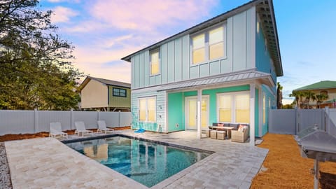 Let Mighty Oceana be your home away from home in Panama City Beach.