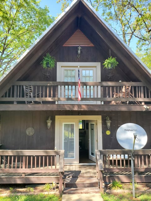 Cabin front view 
