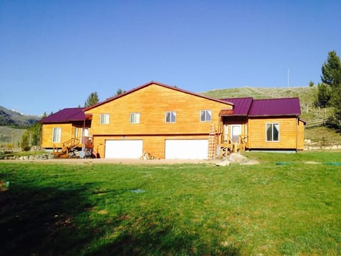 Front View of Townhouse (Maverick is on the left)