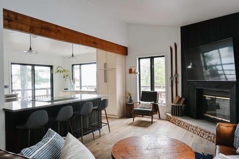 Open floor plan kitchen, living and dining area